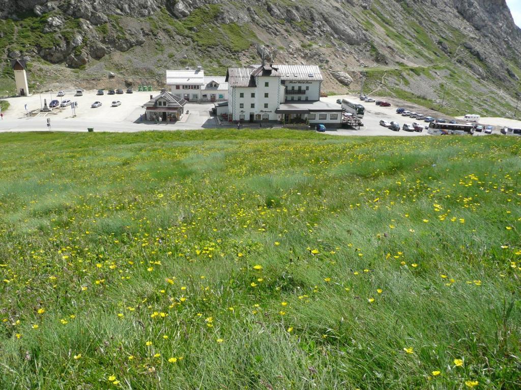 Hotel Col Di Lana Canazei Exterior foto